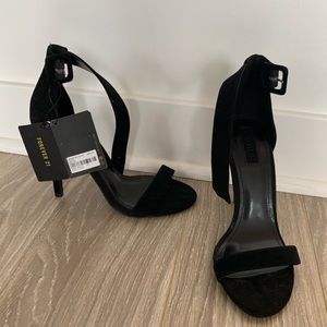 Black High Heel Pumps